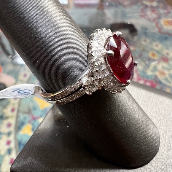 14k White Gold Diamond & Ruby Ring - Picture 3 of 9